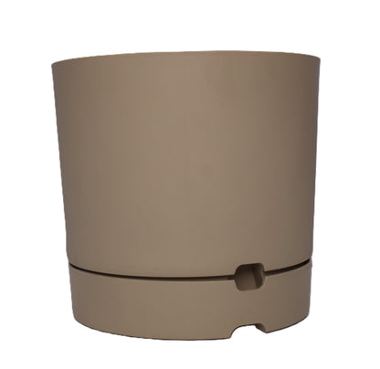 1 x Oliver Plastic FLower Pot - Various options